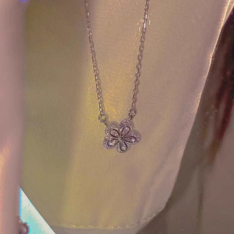 Klassische Halskette mit zeitloser Eleganz