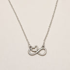 Zarte handwerkliche Halskette