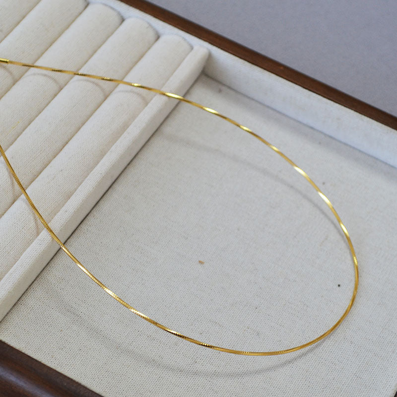 Zarte handwerkliche Gold Halskette