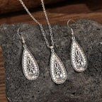 Schöne Halskette mit einzigartigem Stil