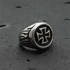 Zarte handwerkliche Ring