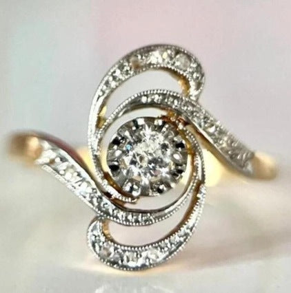 Klassische Schmuckstück mit zeitloser Eleganz