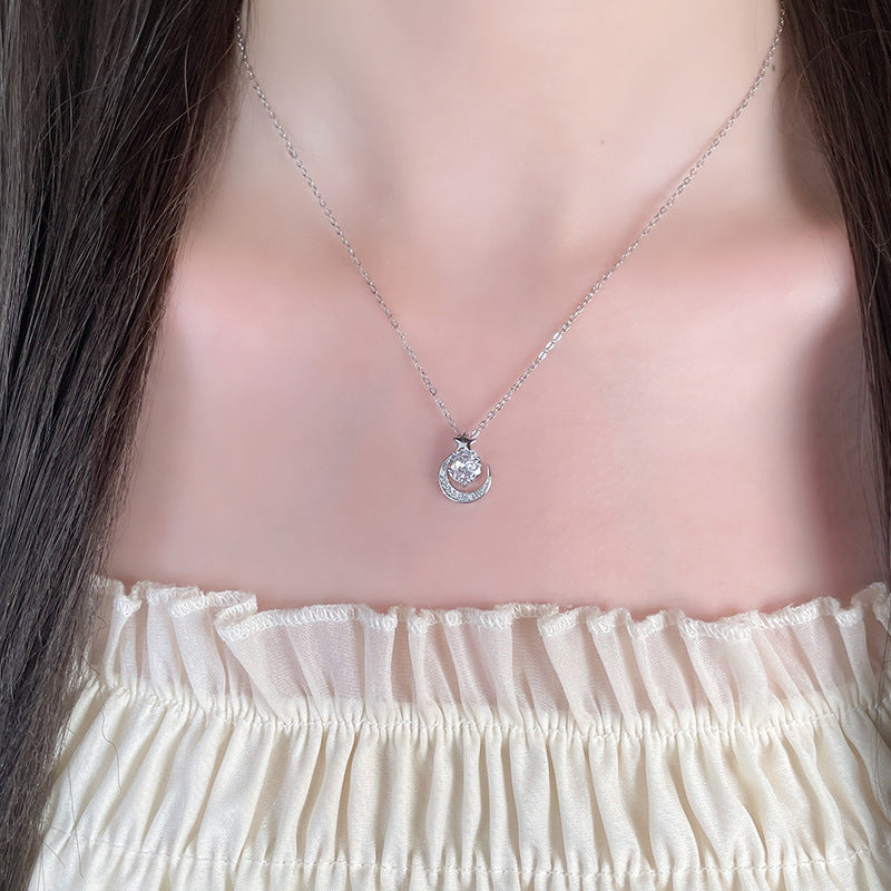 Schöne Halskette mit einzigartigem Stil