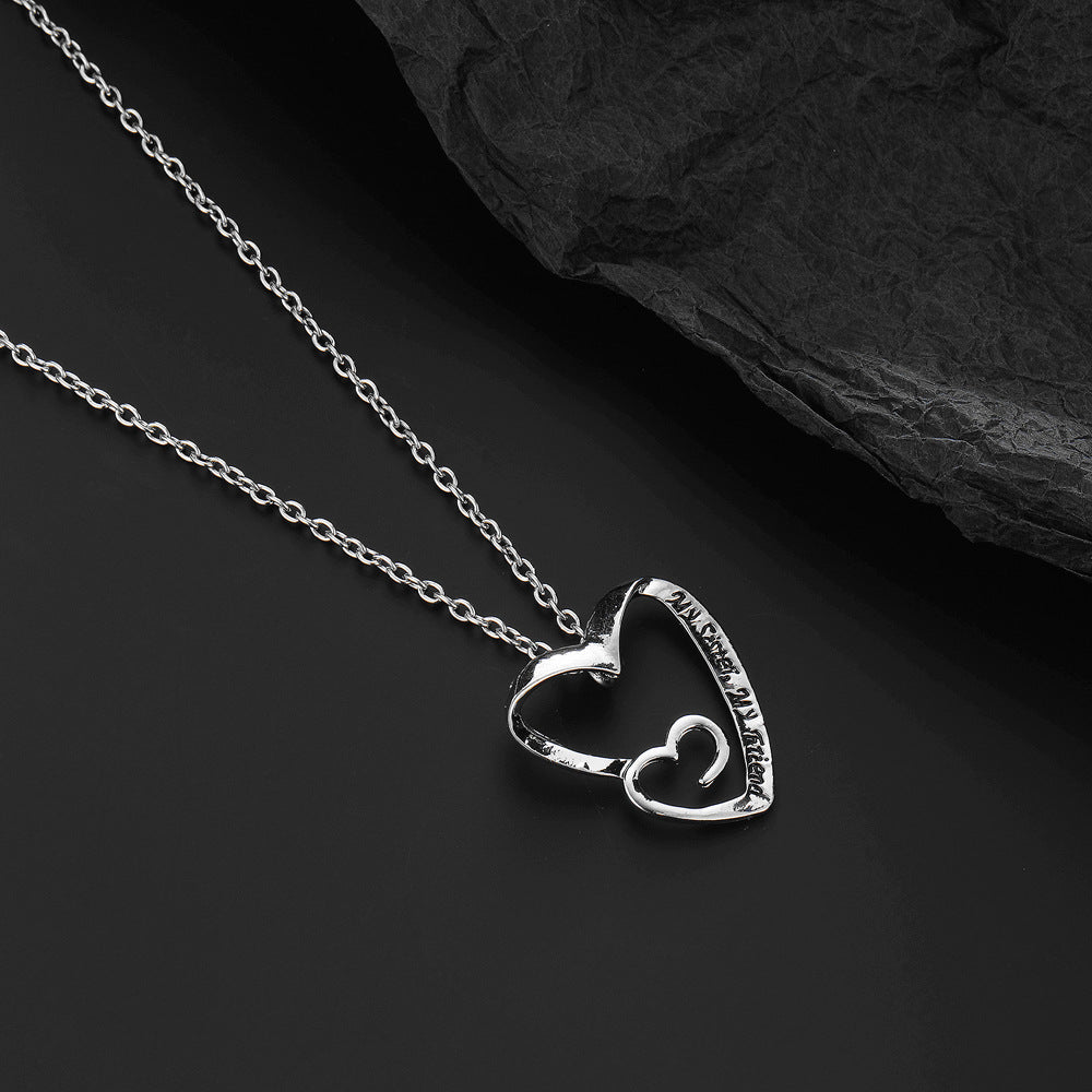 Zarte handwerkliche Halskette