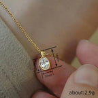 Schöne Halskette mit einzigartigem Stil