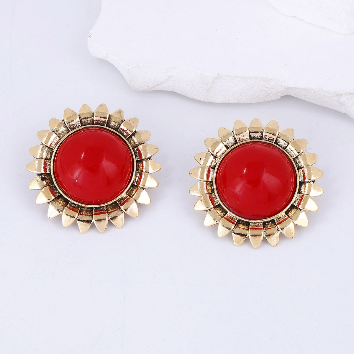 Atemberaubende Ohrring für den Alltag