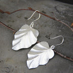 Schöne Ohrring mit einzigartigem Stil