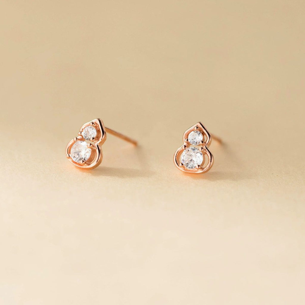 Zarte handwerkliche Ohrring