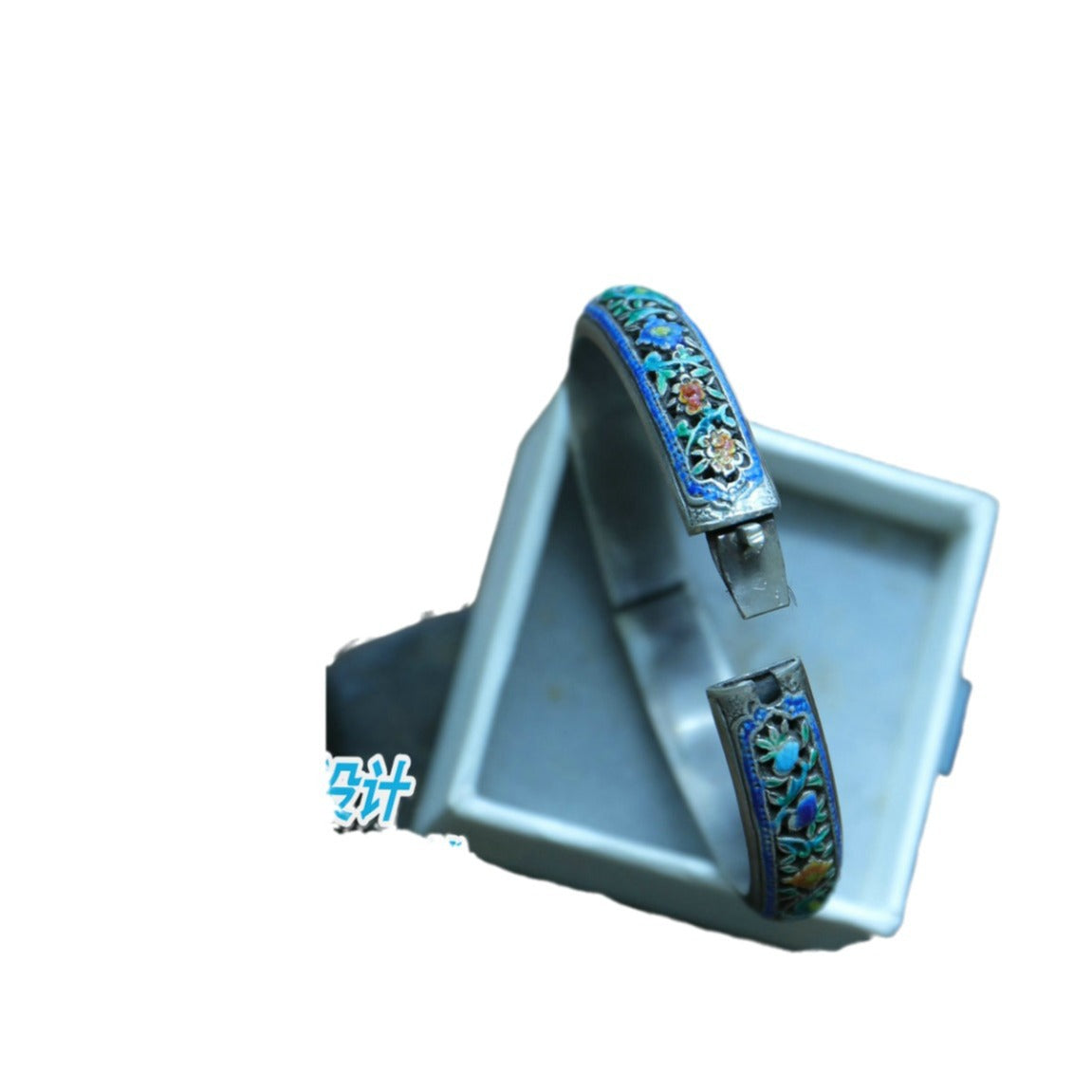 Schöne Silber Armband mit einzigartigem Stil