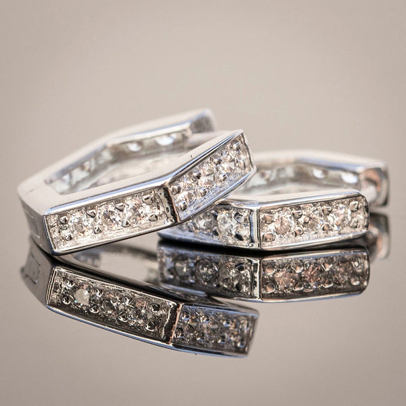 Atemberaubende Ohrring für den Alltag