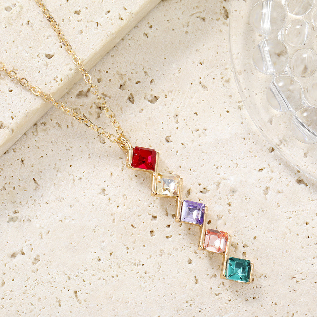 Schöne Halskette mit einzigartigem Stil