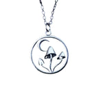 Schöne Halskette mit einzigartigem Stil