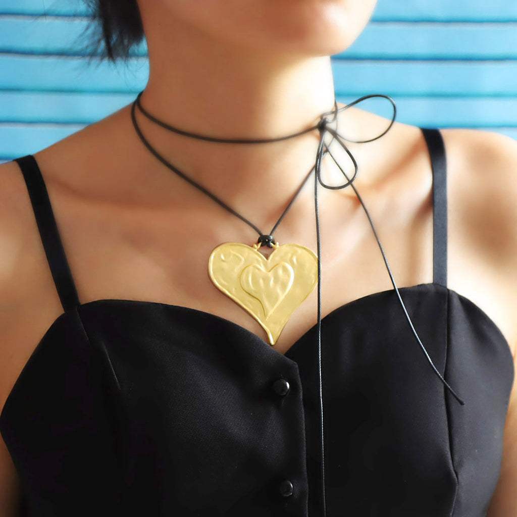 Schöne Halskette mit einzigartigem Stil