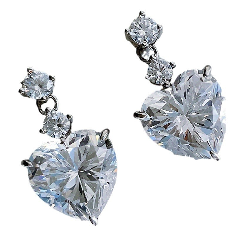 Atemberaubende Ohrring für den Alltag