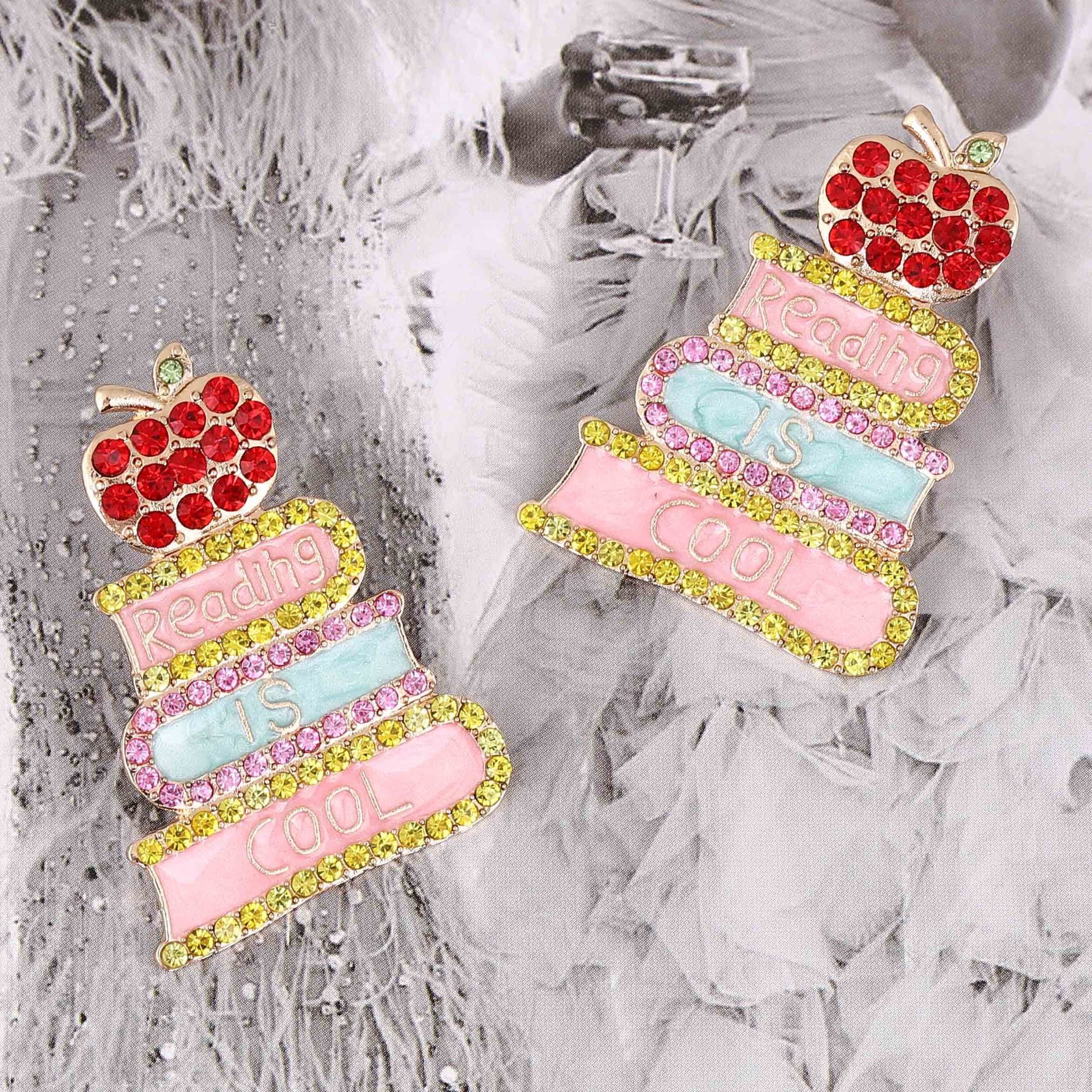 Atemberaubende Ohrring für den Alltag