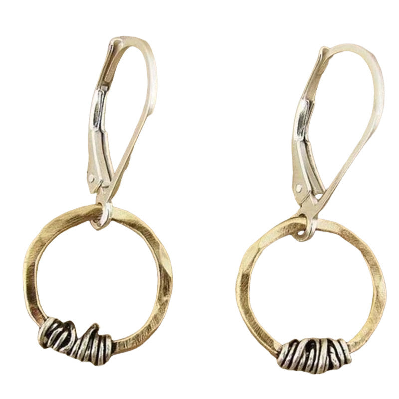 Zarte handwerkliche Gold Ohrring