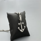 Zarte handwerkliche Halskette