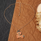 Schöne Halskette mit einzigartigem Stil