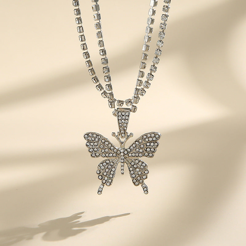 Zarte handwerkliche Halskette