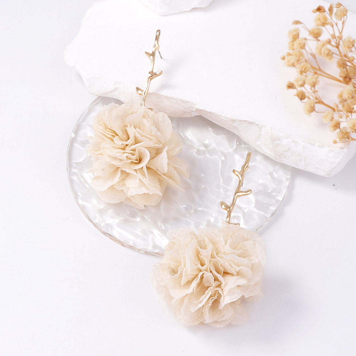 Atemberaubende Ohrring für den Alltag