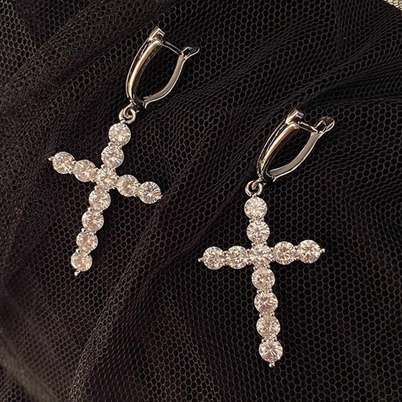 Atemberaubende Ohrring für den Alltag