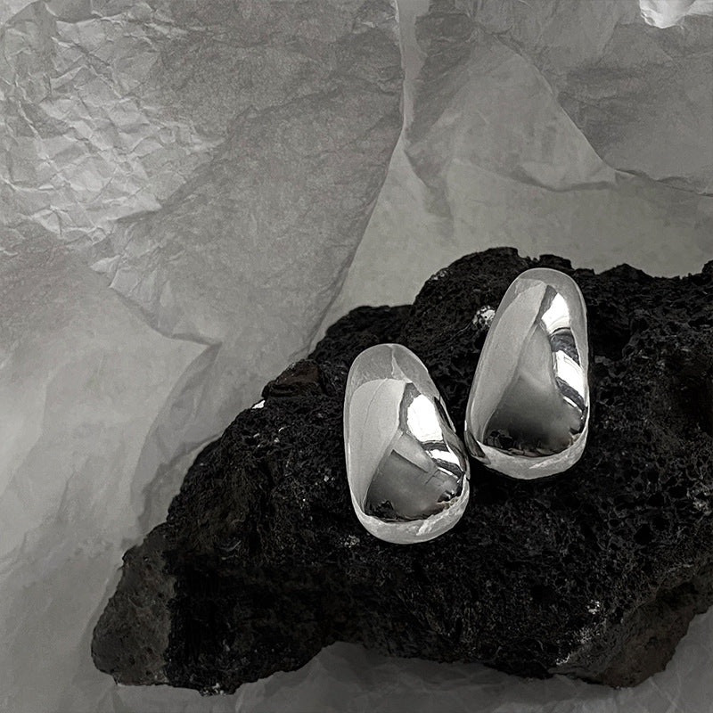 Atemberaubende Ohrring für den Alltag