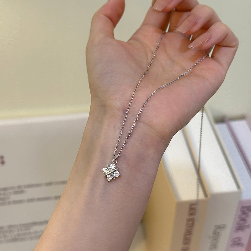 Atemberaubende Halskette für den Alltag