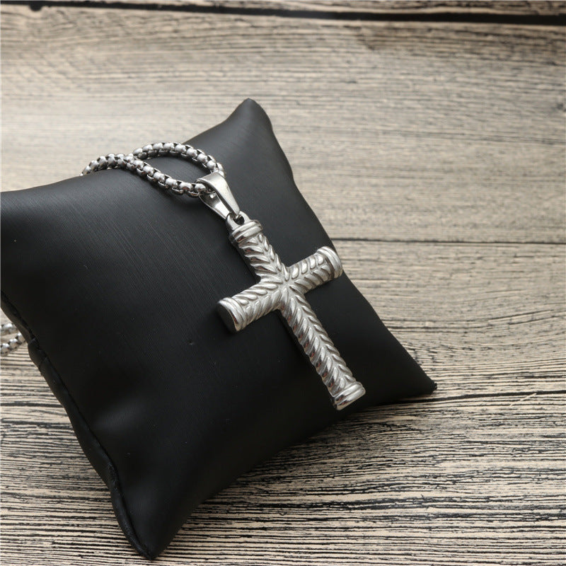 Zarte handwerkliche Halskette