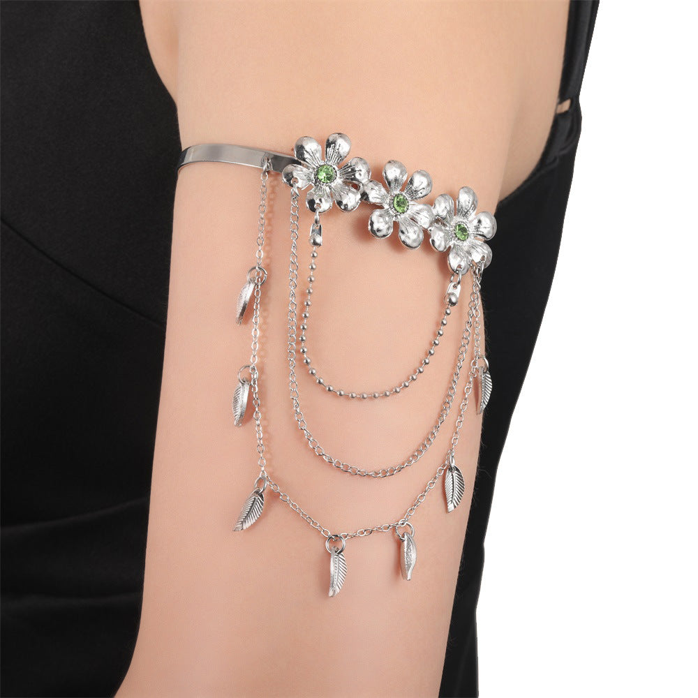 Schöne Armband mit einzigartigem Stil