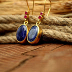 Zarte handwerkliche Ohrring