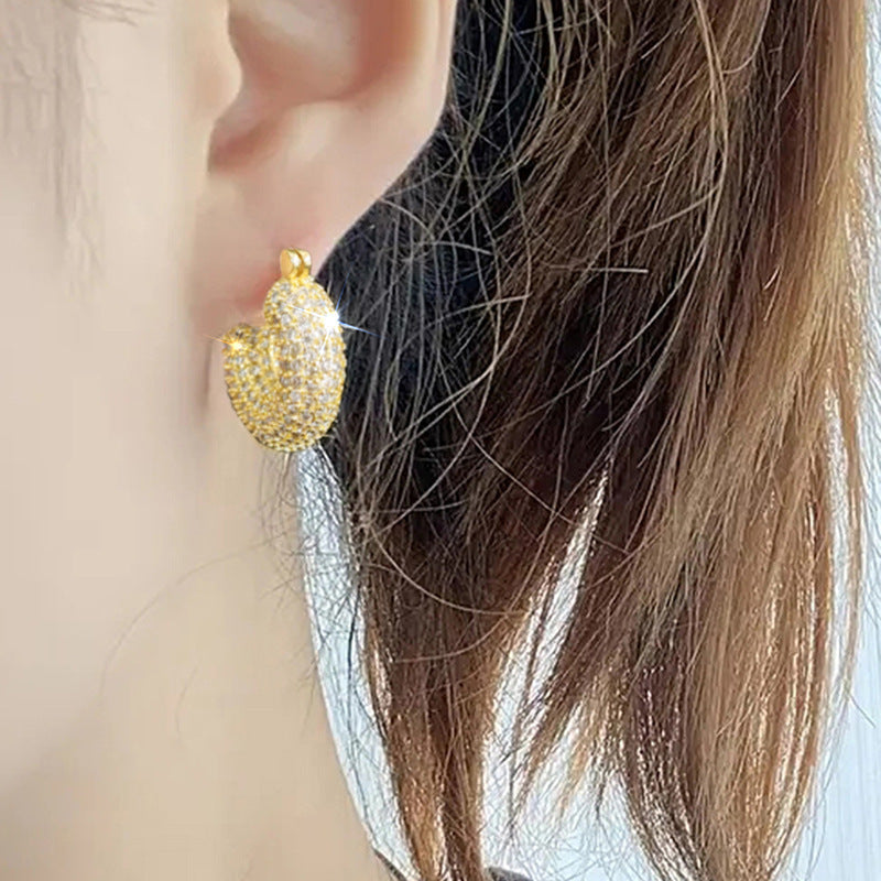 Atemberaubende Ohrring für den Alltag