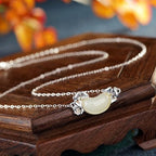 Zarte handwerkliche Halskette