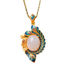 Schöne Gold Halskette mit einzigartigem Stil