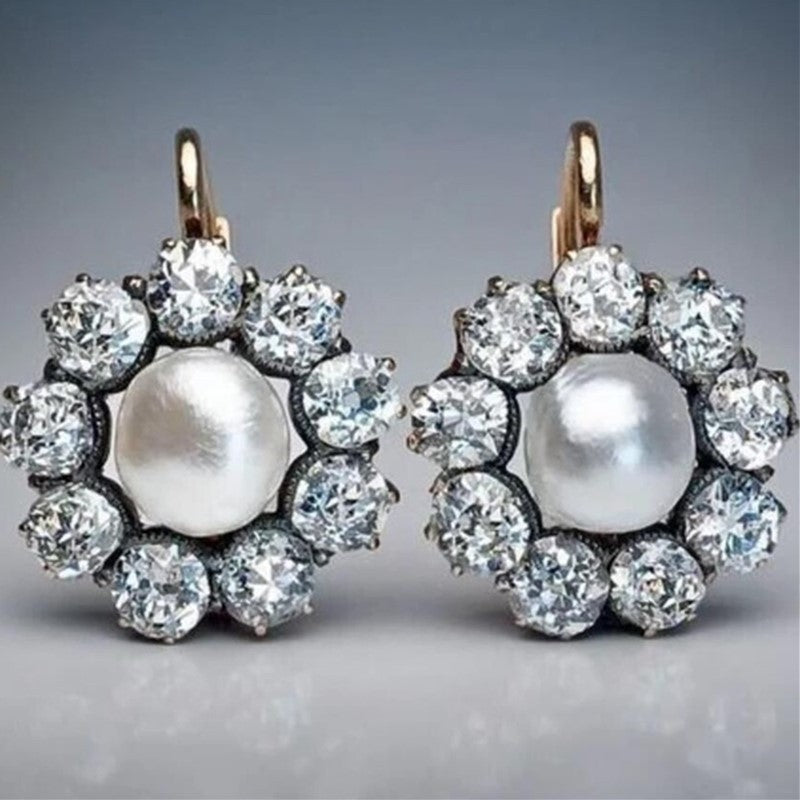 Schöne Perlen Ohrring mit einzigartigem Stil