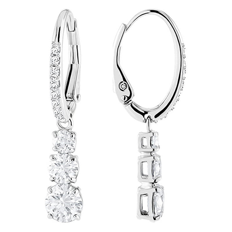 Atemberaubende Ohrring für den Alltag