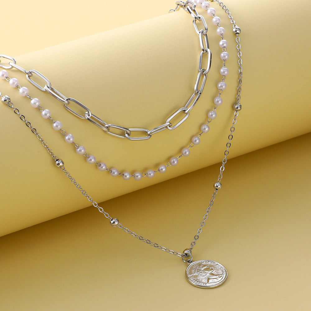 Schöne Perlen Halskette mit einzigartigem Stil