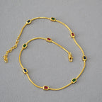 Schöne Gold Halskette mit einzigartigem Stil