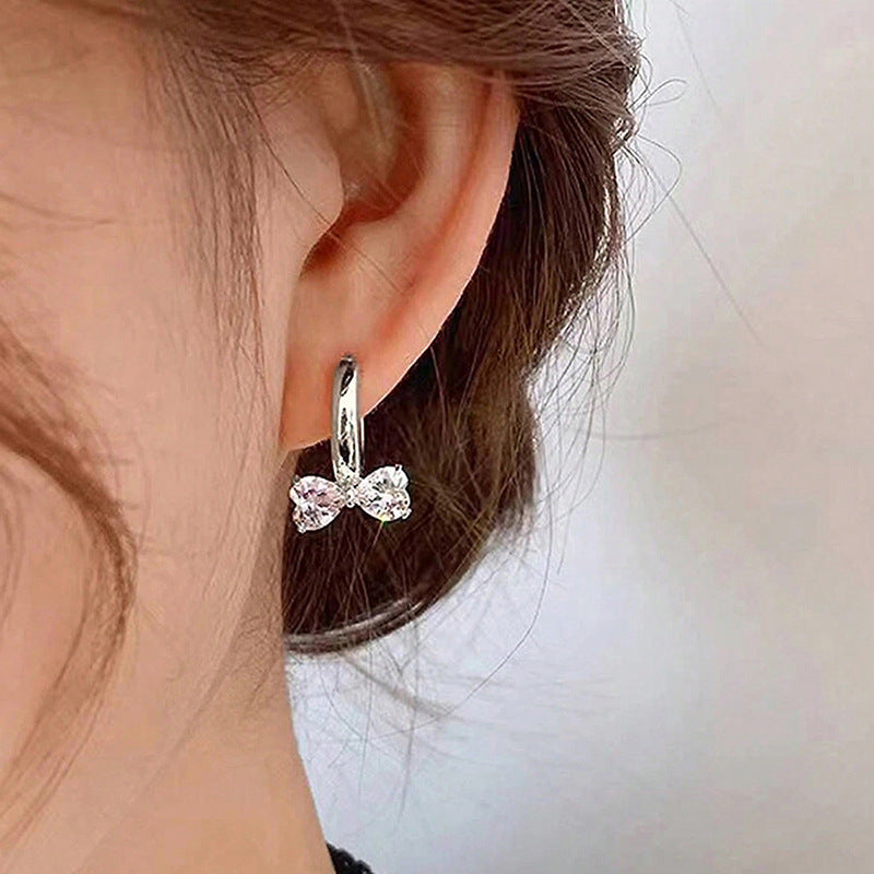 Atemberaubende Ohrring für den Alltag