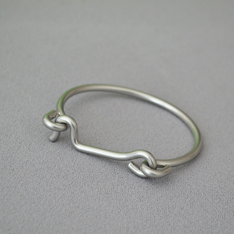 Klassische Gold Armband mit zeitloser Eleganz