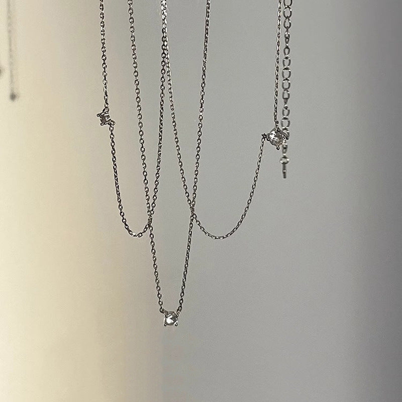 Zarte handwerkliche Halskette