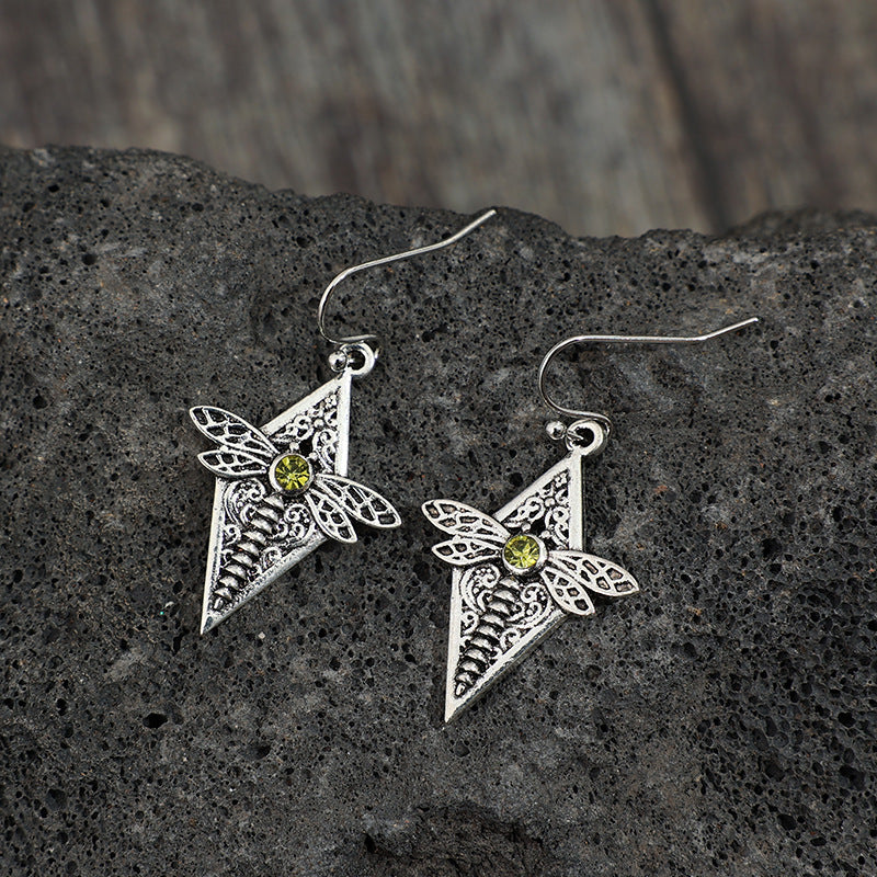 Zarte handwerkliche Ohrring