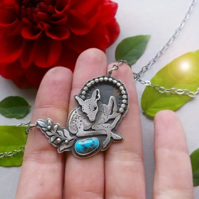 Schöne Halskette mit einzigartigem Stil