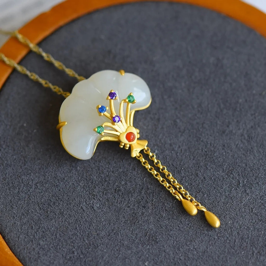 Schöne Silber Halskette mit einzigartigem Stil