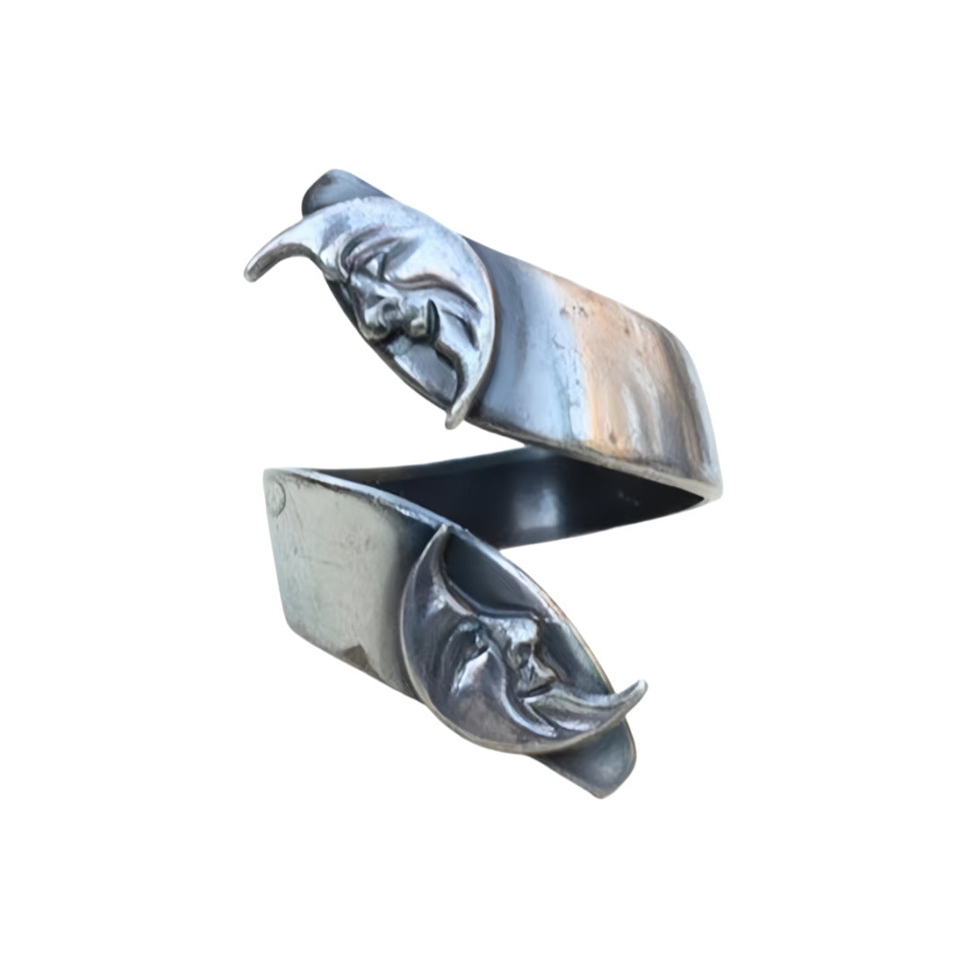 Zarte handwerkliche Ring