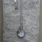 Zarte handwerkliche Halskette