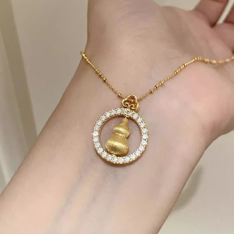 Romantische Gold Halskette für besondere Momente