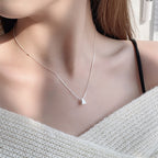 Schöne Halskette mit einzigartigem Stil