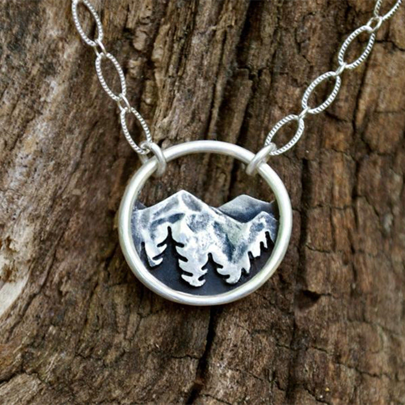 Schöne Silber Halskette mit einzigartigem Stil