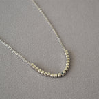 Schöne Gold Halskette mit einzigartigem Stil