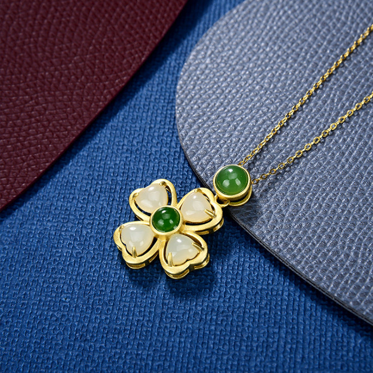 Schöne Silber Halskette mit einzigartigem Stil